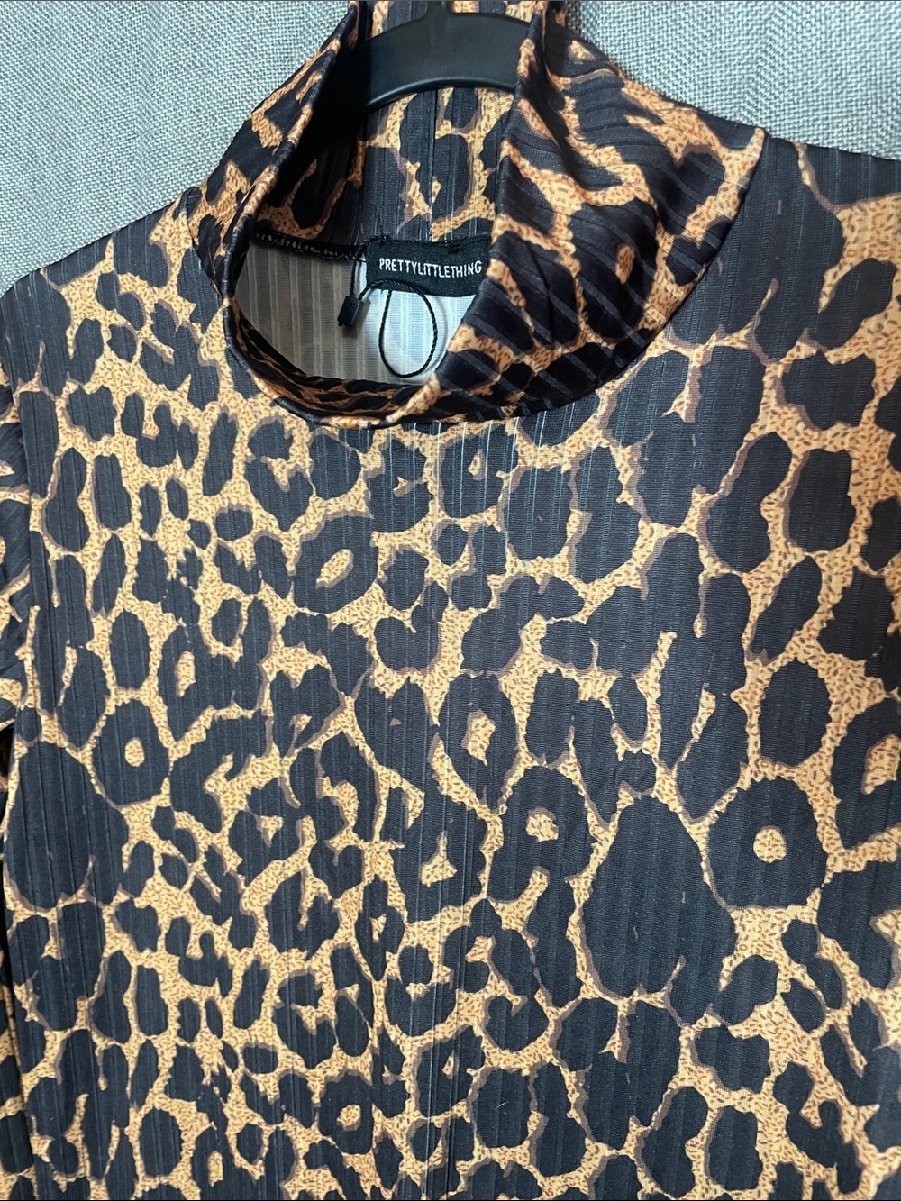 PrettyLittleThing Leopard Print Mini Dress Ribbed Mock Neck Long Sleeve Brown 10 - Picture 3 of 9